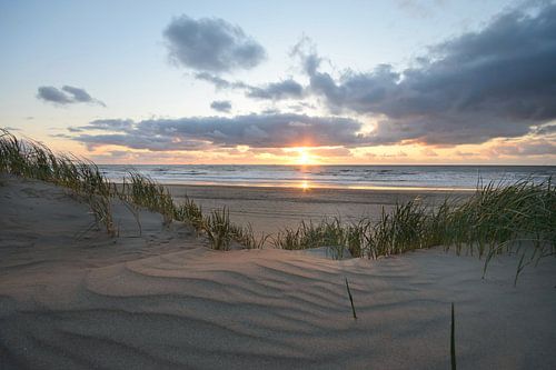 Sonnenuntergang in den Dünen