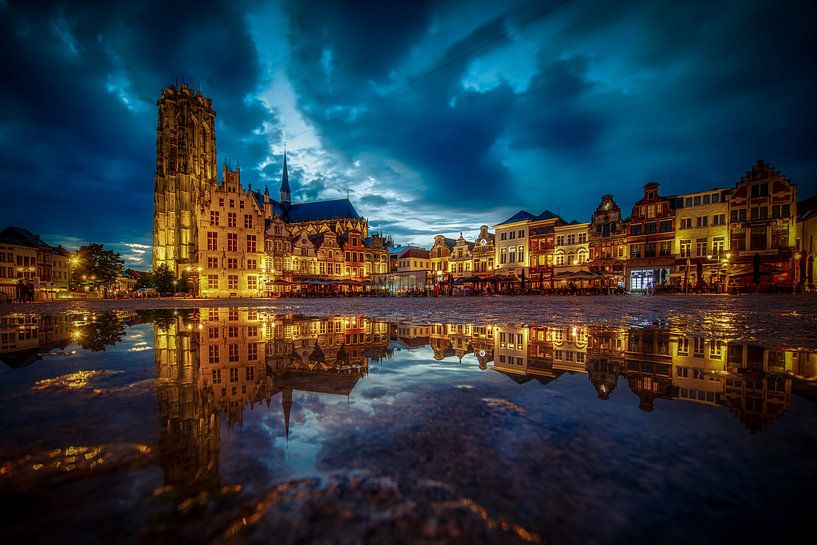 Mechelen by night by Jim De Sitter