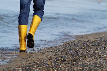 A walk on the beach, wading through the water in wellies