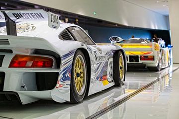 Porsche 911 GT1 Warsteiner (1996) by Rob Boon