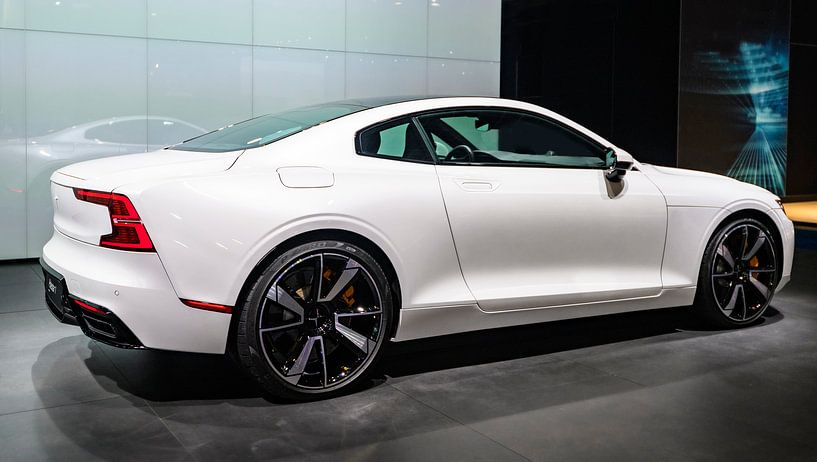 Polestar 1 hybride sportwagen coupé in het wit van Sjoerd van der Wal Fotografie