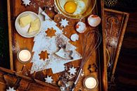 Composition de pâtisserie de Noël, forme de sapin à partir d'étoiles de farine, de beurre, d'œufs et par Maren Winter Aperçu