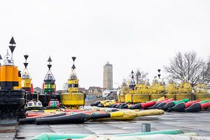 De Brandaris tussen de boeien op Terschelling van Lydia