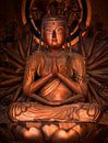 Standbeeld van Bodhisattva Kannon mediterend op een lotus. van Kuremo Kuremo thumbnail