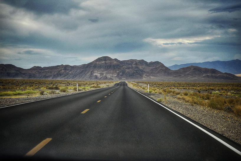 Verlaten snelweg in de Verenigde Staten ( Roadtrip Highway Route 66) van Bart Schmitz