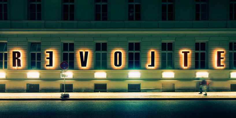 Maxim Gorki Theater Berlin: Revolte von Alexander Voss