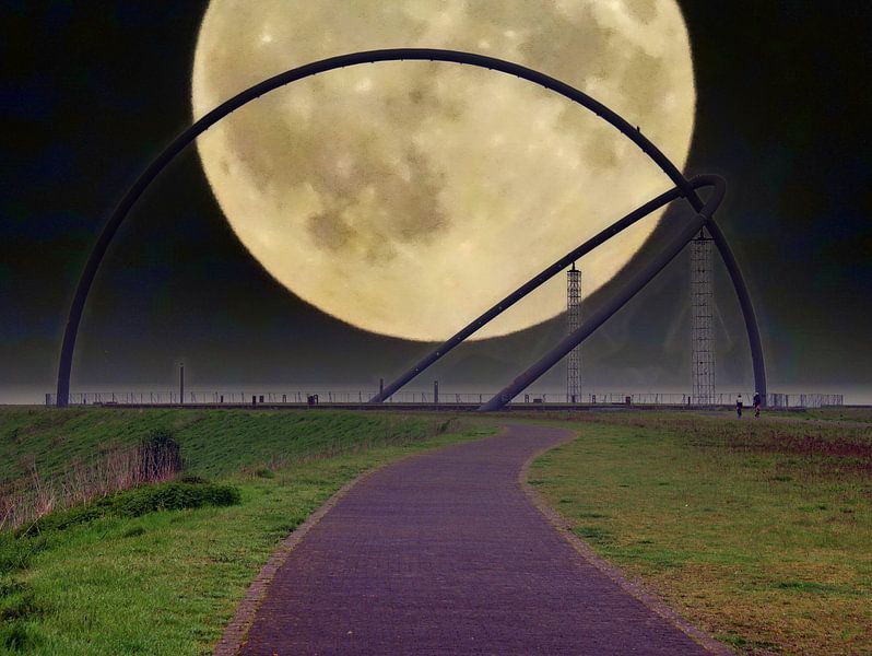 Volle maan boven Hoheward van Edgar Schermaul