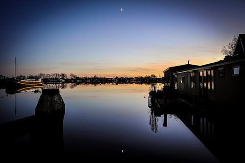 Sonnenuntergang und der Mond