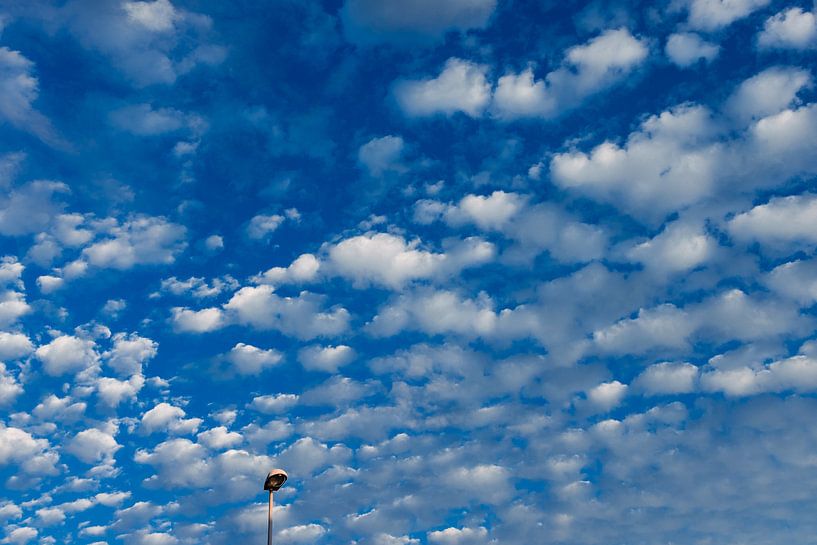 Blue Sky Art | Landschaftsfotografie | Minimalistische Fotografie von Part of the vision