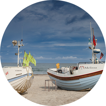 Deense Vissersboten op het strand van Menno Schaefer