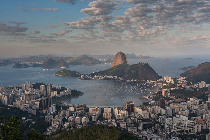Pão de Açúcar (Sugar Mountain) in Rio de Janeiro by Arnold van der Borden