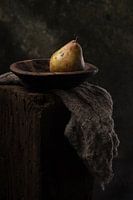 Still live Pear