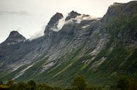 Berglandschap in Noorwegen van Karijn | Fine art Natuur en Reis Fotografie thumbnail