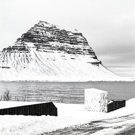 Iceland by Marjon Lukje