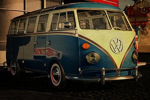 Volkswagen Kombi T1 1963 mit Oldtimern Tankstelle