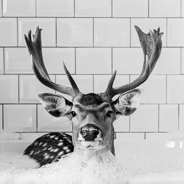 Herten in de badkamer - Een betoverende badkamerfoto voor je WC van Felix Brönnimann
