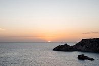 Sonnenuntergang Cala Tarida, Ibiza, September 2021 von Danielle Bosschaart Miniaturansicht