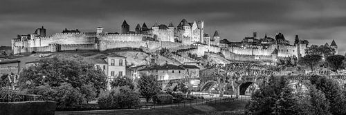 De middeleeuwse vestingstad Carcassonne in Frankrijk in zwart-wit