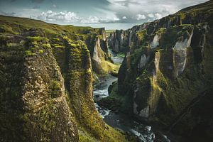Canyon d'Islande sur Leroy Souhuwat