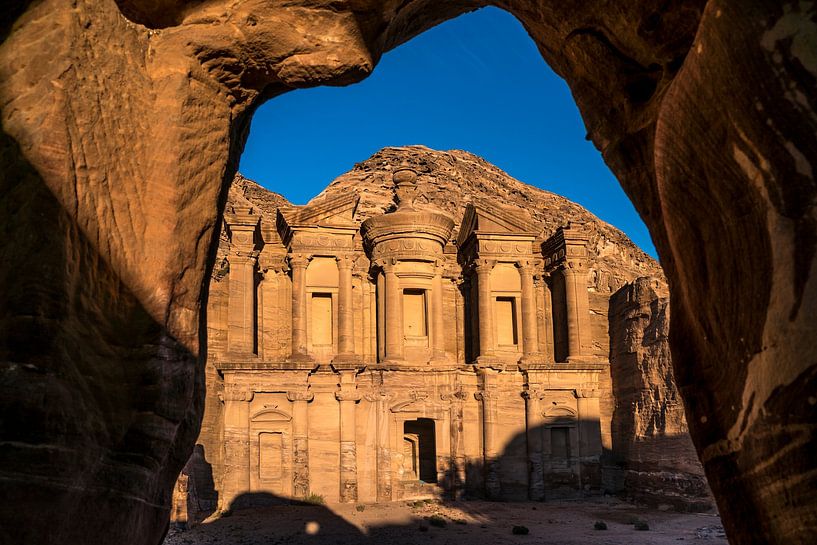 Petra, Jordan by Peter Schickert