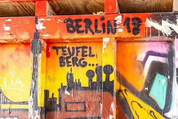 Between art and ruin by Easycopters