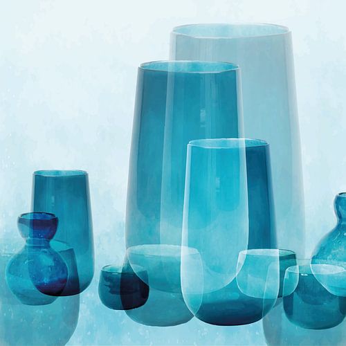Vazen en schalen, mediterraan glas in transparante blauwtinten