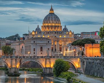 Rome - Basilica di San Pietro by Teun Ruijters