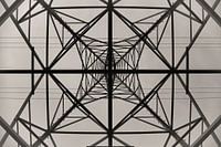 Mât haute tension