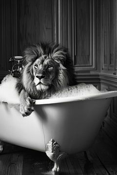 Un lion majestueux dans la salle de bain - Un tableau de salle de bain imposant pour vos toilettes sur Felix Brönnimann