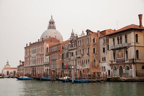 Buildings along large canal in old town Venice, Italy
