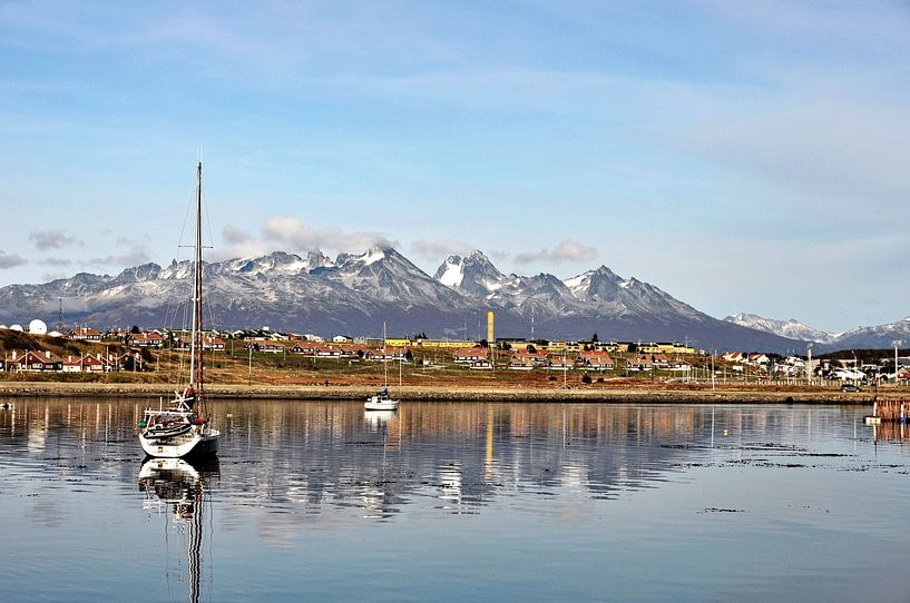 Ushuaïa: Maritime and mountain panoramas by Frank Photos