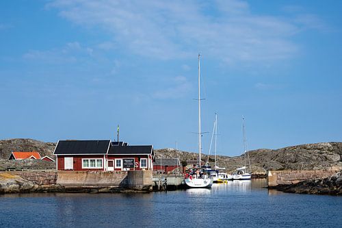 View of the weather islands in front of the town Fjällbacka in Sweden