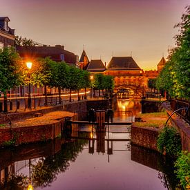 Koppelpoort te Amersfoort bij nacht by Robbert Frank Hagens