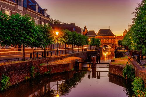 Koppelpoort te Amersfoort bij nacht