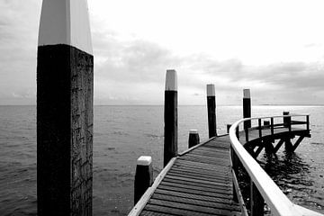 Pier, Niederländische Küste, Texel (Schwarz-Weiß)