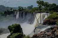 Iguazú Watervallen van Laurine Hofman thumbnail