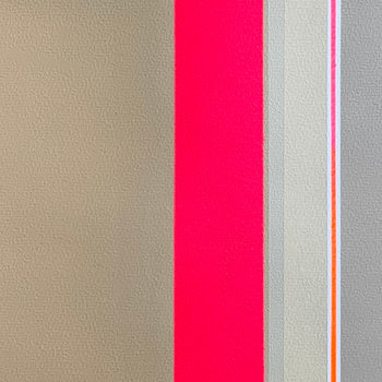 Bold Stripe – Neon Streep Poster in Roze/Rood, Vierkant
