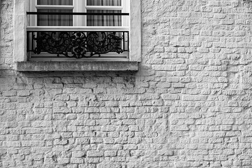 Oude muur met raam
