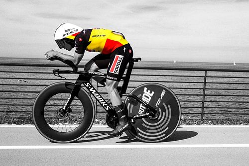 Remco kunst zwart wit en een flag