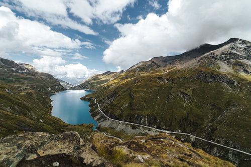 Aventures dans les Alpes : Montagnes et glaciers autour du lac de Moiry en Suisse. Photographie de nature et de voyage Art Print sur Fréderique Charbon