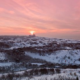 The Hague's West Dune Park near Kijkduin under a thick blanket of snow by Rob Kints