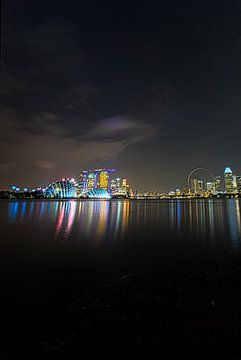 Singapore skyline by Rene scheuneman