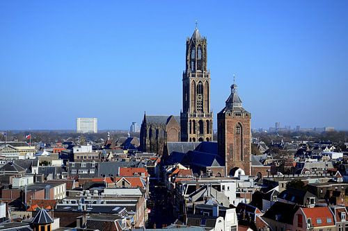 Skyline Utrechtse binnenstad met Domkerk, Domtoren en Buurkerk.
