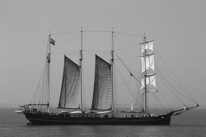 Zwart-wit      Vier master, schip     Old look / black &amp; white von Anja Kok