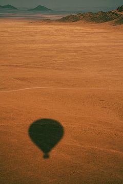 Luchtballonvaart over de Namib-woestijn Namibië, Afrika van Patrick Groß