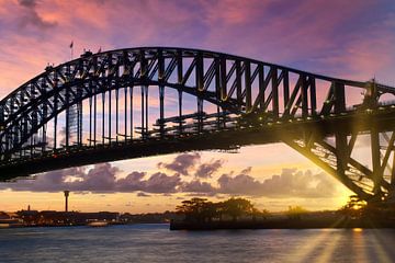 Sydney Harbor Bridge bij zonsondergang van Melanie Viola