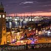 Nächtliche Landungsbrücken im Hamburger-Hafen von Jürgen Schmittdiel Photography