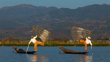 Les pêcheurs du lac Inle au Myanmar sur Roland Brack