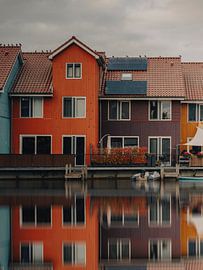 Orange cottage Reitdiephaven in Groningen (Scandinavian style) by Eline Doornbos
