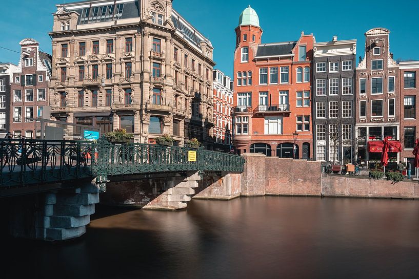 Keizergracht Amterdam with the Sacha building by Jolanda Aalbers